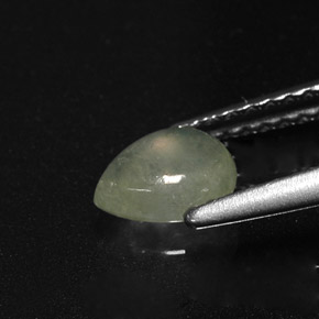 Jadeíta verde natural 0,63ct, formato de pêra, translúcido