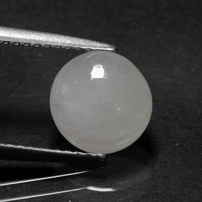 Jadeíta branco natural 2,51ct, corte oval, translúcido