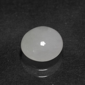 Jadeíta branco natural 2,51ct, corte oval, translúcido