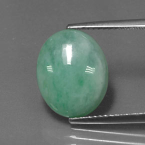 jadeita Verde Natural 5.48ct, Corte Oval, Opaco
