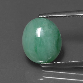 jadeita Verde Natural 4.64ct, Corte Oval, Opaco