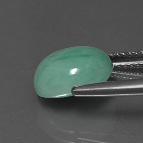 jadeita Verde Natural 4.64ct, Corte Oval, Opaco