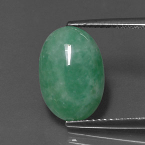 jadeita Verde Natural 5.68ct, Corte Oval, Opaco