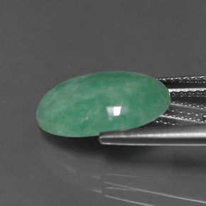 jadeita Verde Natural 5.68ct, Corte Oval, Opaco