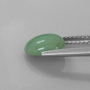 Jadeíta verde natural 1,80ct, corte oval, translúcido