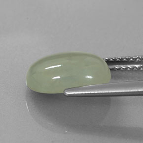 Jadeíta Verde Natural 3.69ct, oval, Translúcido