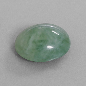Jadeíta verde natural 6,25ct, corte oval, translúcido