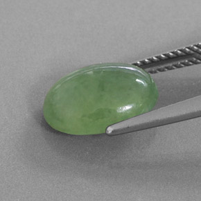 Jadeíta verde natural 4,02ct, corte oval, translúcido