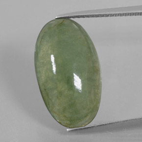 jadeita Verde Natural 8.64ct, Corte Oval, Transparente