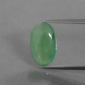 jadeita Verde Natural 4.58ct, Corte Oval, Transparente