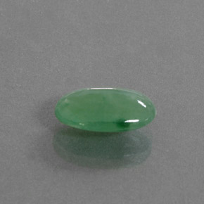 jadeita Verde Natural 4.58ct, Corte Oval, Transparente