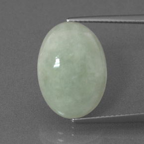 Jadeíta verde natural 8,88ct, corte oval, opaco
