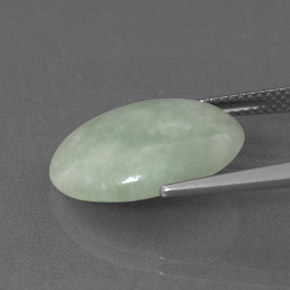 Jadeíta verde natural 8,88ct, corte oval, opaco