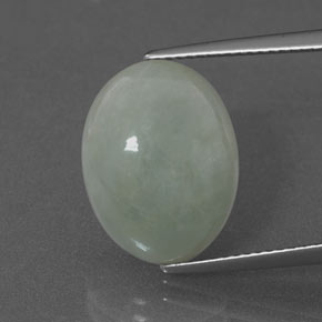 Jadeíta verde natural 7,64ct, corte oval, translúcido