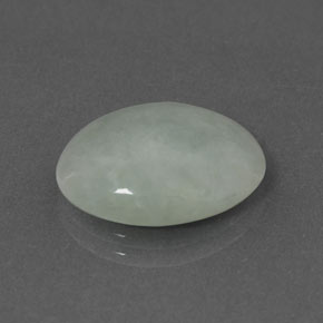 Jadeíta verde natural 7,64ct, corte oval, translúcido