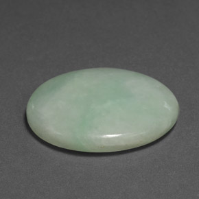 Jadeíta verde natural 30,33ct, corte oval, opaco