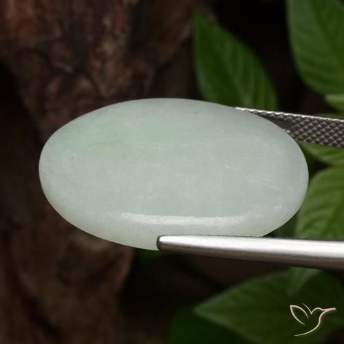 Jadeíta Luz verde Natural 24.97ct, oval, Translúcido