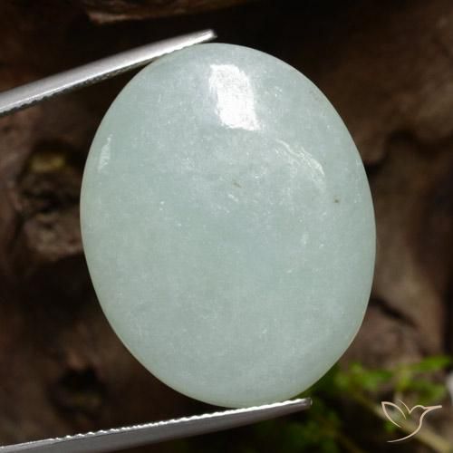 Jadeíta verde natural 39,20ct, corte oval, translúcido