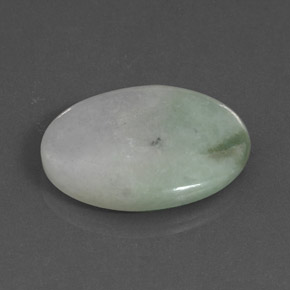 Jadeíta verde natural 34,38ct, corte oval, translúcido