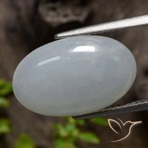 Jadeíta cinza médio Natural 7.94ct, oval, Opaco