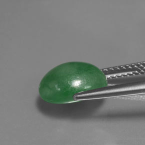 Jadeíta verde natural 3,66ct, corte oval, translúcido