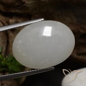 Jadeíta cinza médio Natural 12.37ct, oval, Translúcido