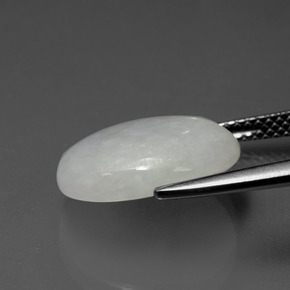 jadeita Luz verde Natural 6.81ct, Corte Oval, Translúcido