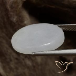 Jadeíta cinza médio Natural 7.87ct, oval, Translúcido
