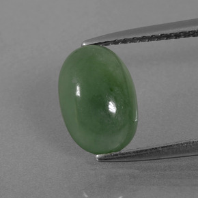 Jadeíta verde natural 2,73ct, corte oval, translúcido