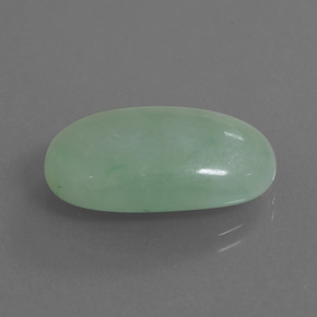 jadeita Verde Natural 18.38ct, Corte Oval, Translúcido