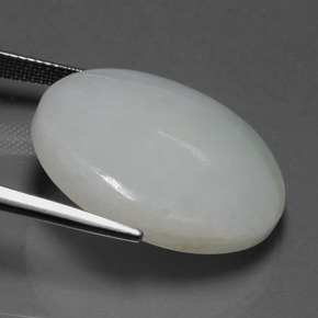 Jadeíta Verde Natural 35.04ct, oval, Translúcido