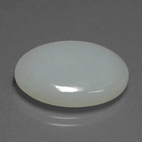 Jadeíta verde natural 20,83ct, corte oval, translúcido