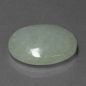 Jadeíta verde natural 15,35ct, corte oval, translúcido