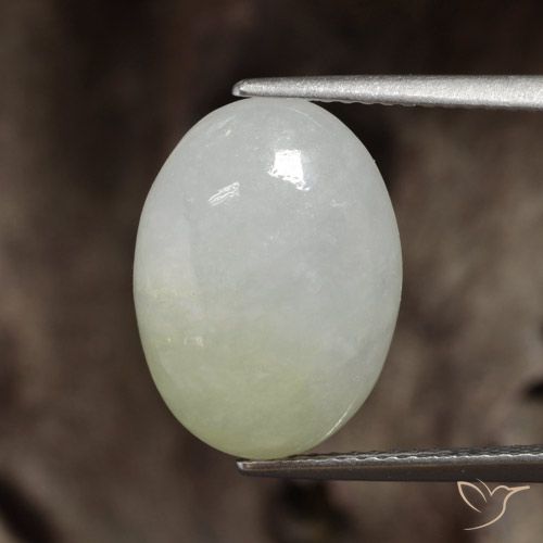 8.25ct Natural Verde Claro Quente Jadeíta, oval, Translúcido