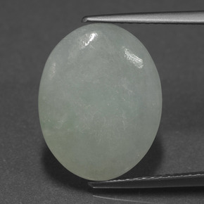 Jadeíta verde natural 6,67ct, corte oval, translúcido