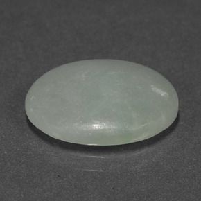 Jadeíta verde natural 6,67ct, corte oval, translúcido