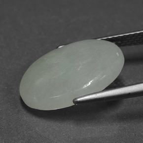 Jadeíta verde natural 6,67ct, corte oval, translúcido