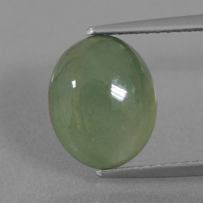 Jadeíta verde natural 3,85ct, corte oval, translúcido