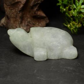 Jadeíta verde natural 76,06ct, forma extravagante, opaco