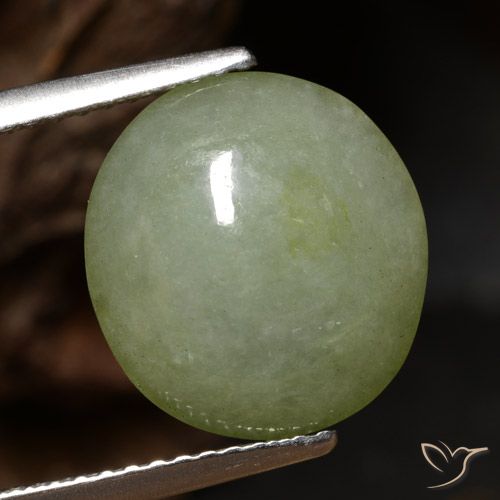 5.65ct Natural verde quente Jadeíta, oval, Translúcido