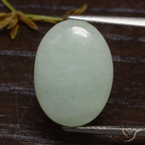 7.82ct Natural Verde médio Jadeíta, oval, Translúcido