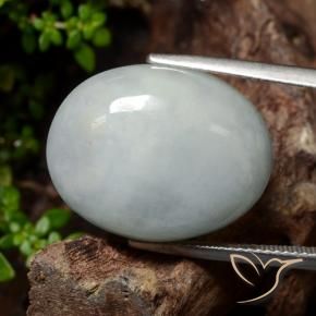 Jadeíta cinza médio Natural 26.59ct, oval, Translúcido