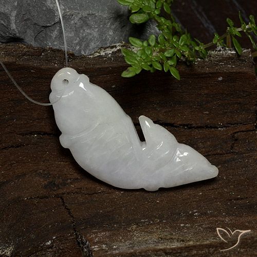 Jadeíta branco natural 25,47ct, forma extravagante, translúcido