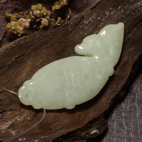 Jadeíta verde natural 29,60ct, forma extravagante, translúcido