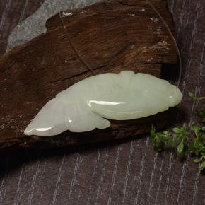 Jadeíta verde natural 27,99ct, forma extravagante, translúcido