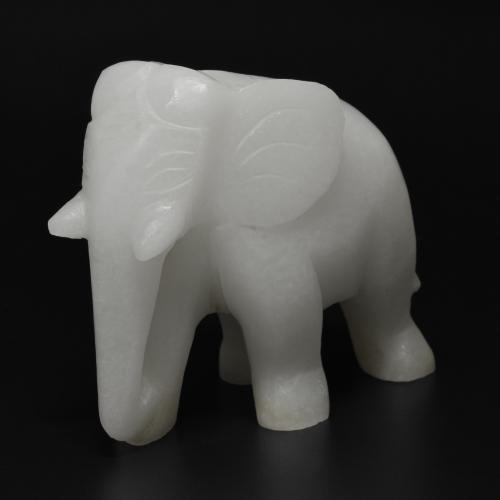 Jadeíta branco natural 1256,64ct, forma extravagante, opaco