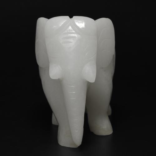 Jadeíta branco natural 1256,64ct, forma extravagante, opaco