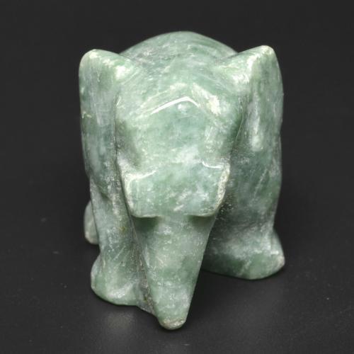 Jadeíta verde natural 61,91ct, forma extravagante, opaco