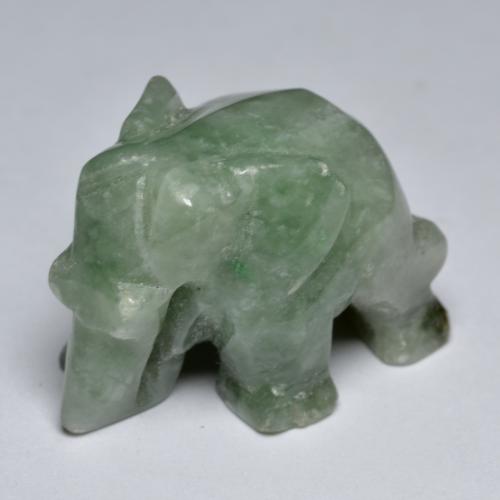 Jadeíta verde natural 64,40ct, forma extravagante, opaco