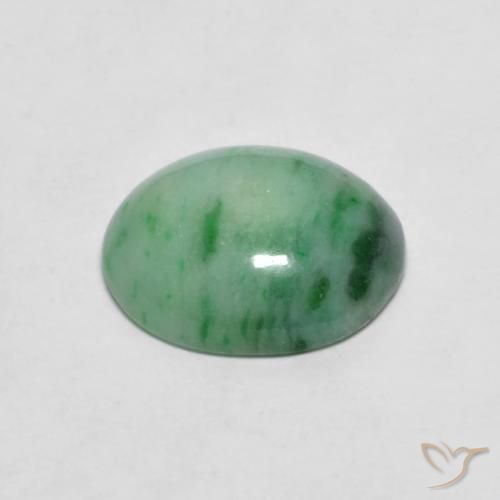 Jadeíta Luz verde Natural 4.12ct, oval, Opaco